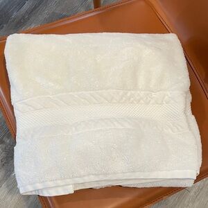 Pair of Matouk bath towels